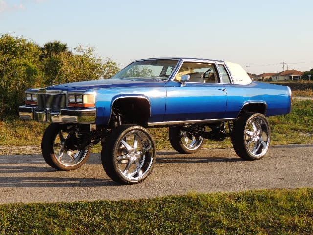 ustom-donk-lifted-28-rims-candy-paint-no-reserve-1.jpg