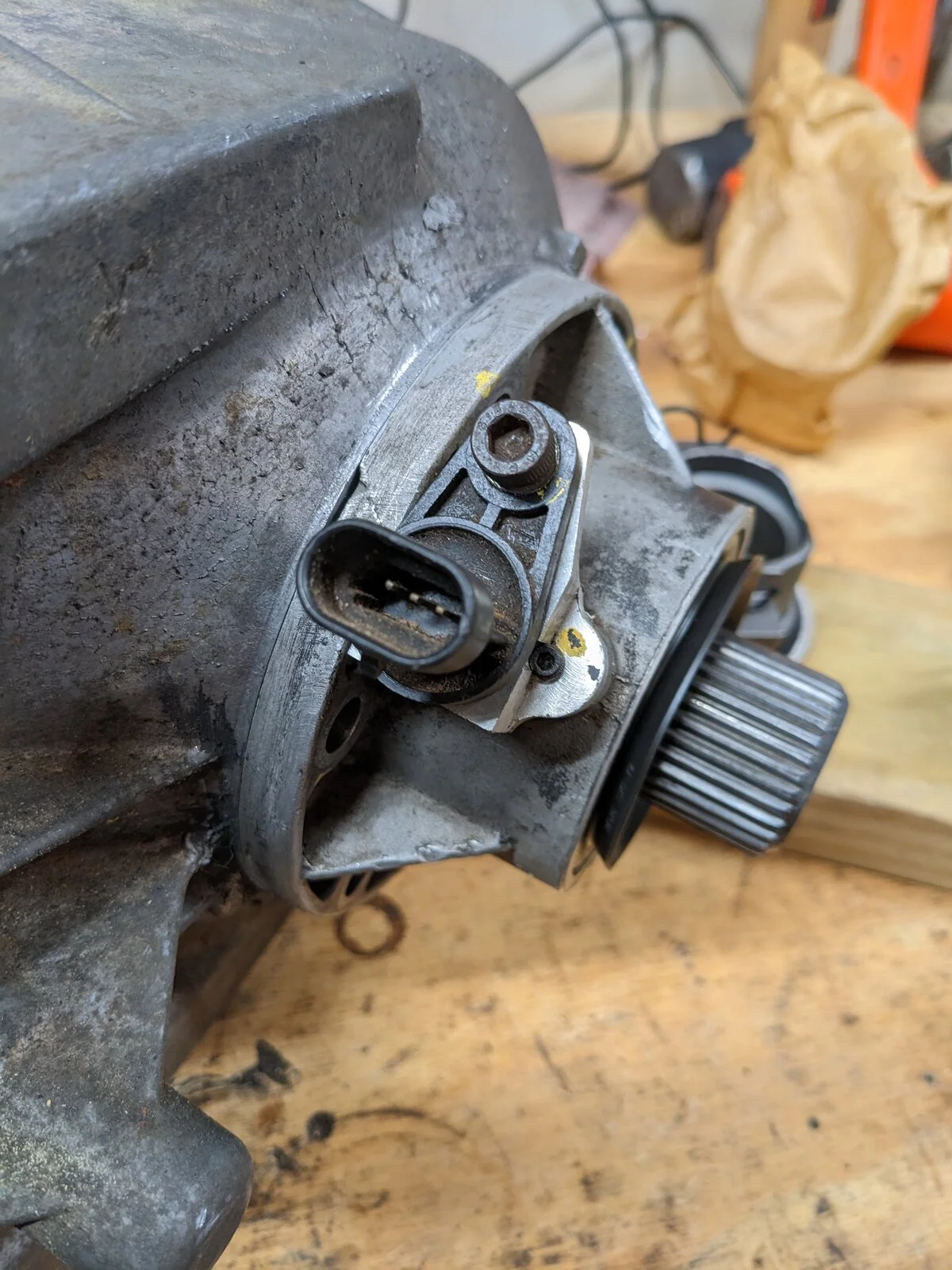 vss plug end.webp