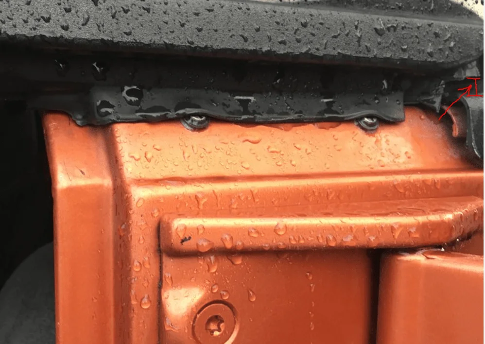 weather strip gap.webp