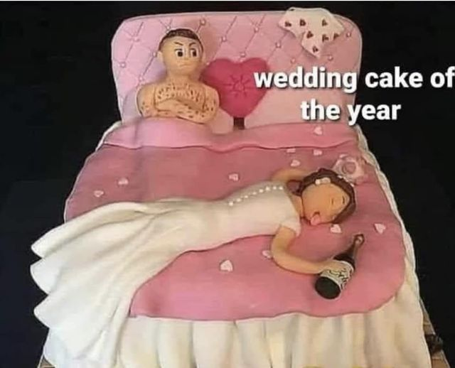 Wedding Cake.png