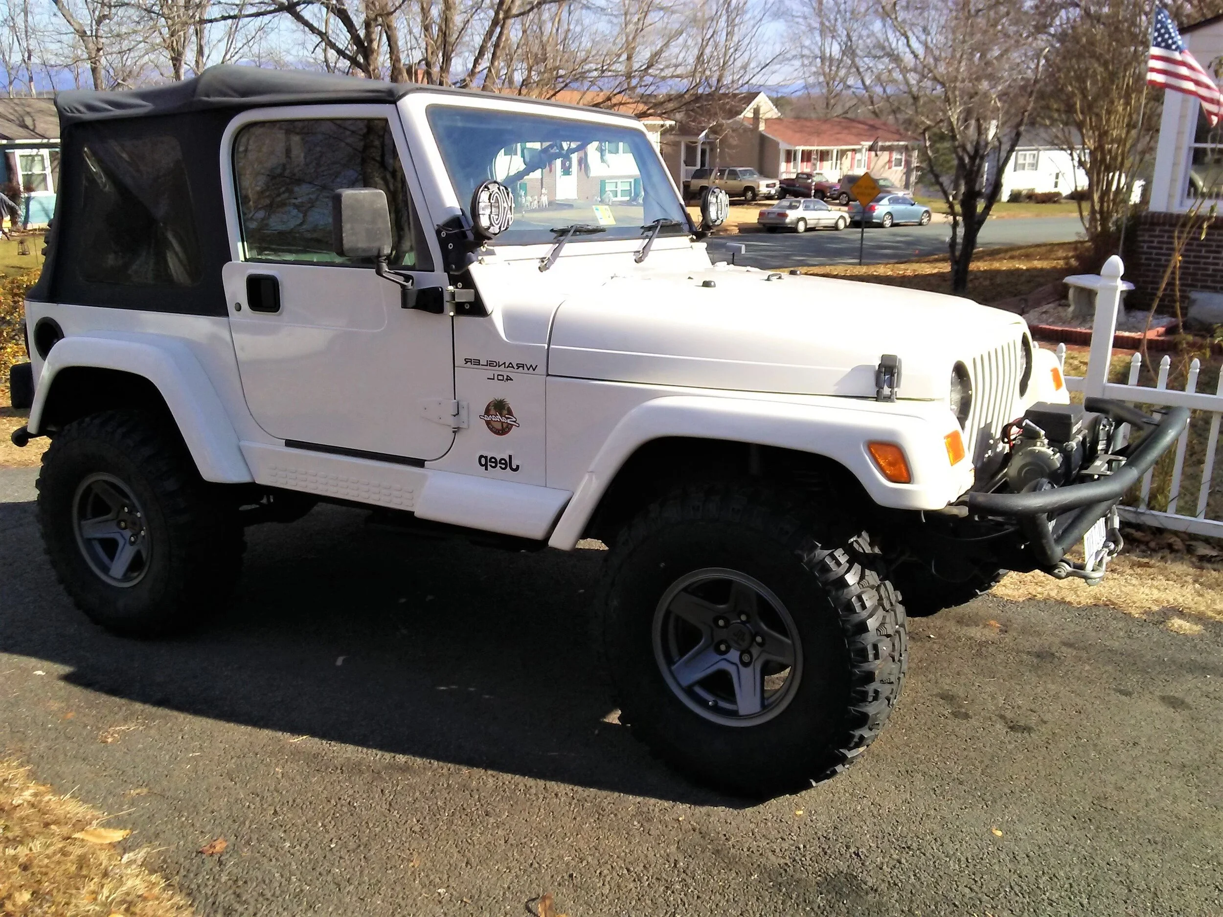 WHITE ONE (2).webp