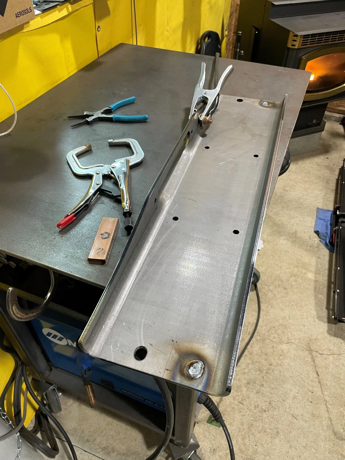 winch plate welds.jpg