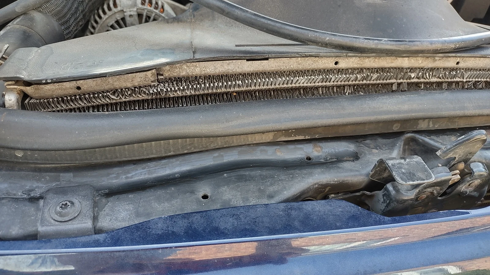 WJ radiator2.webp