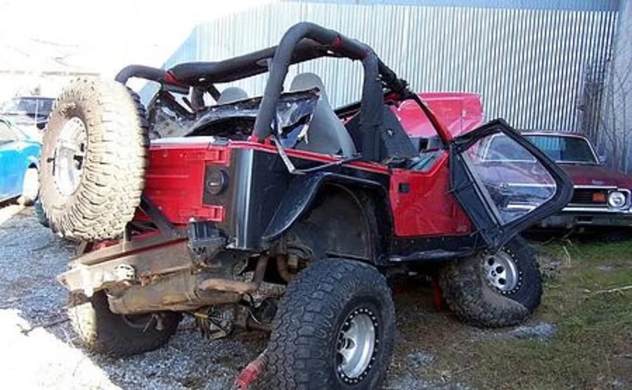 wrecked jeep2.webp