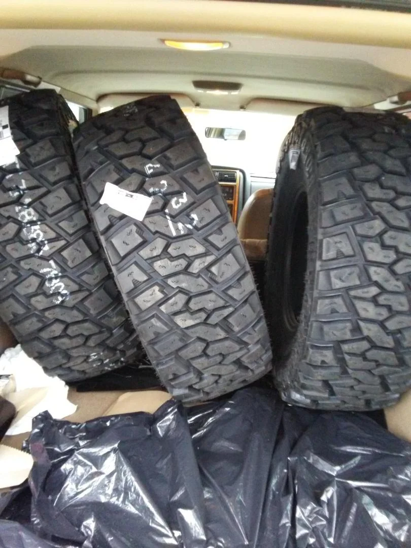XJ new tires.webp