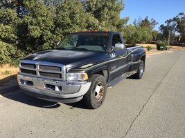 95 Dodge Ram 3550 (Front).JPG