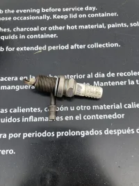 spark plug fell out.webp spark plug fell out.webp