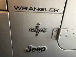 Grizzly badge.webp Grizzly badge.webp