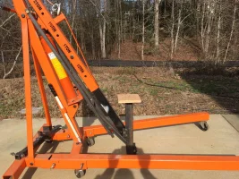Lift in lowered position.webp
