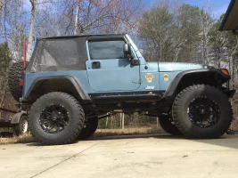 Jeep off the lift 22Feb18.webp