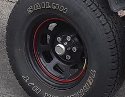 trailer's lug nuts.PNG