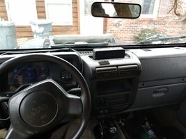 Dash View Center Close.jpg